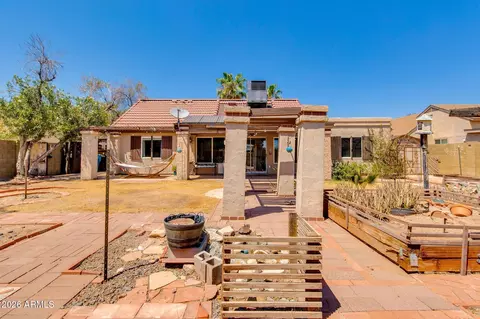 Exterior - 825 E Piute Ave, Phoenix, AZ 85024 photo 11 of 15