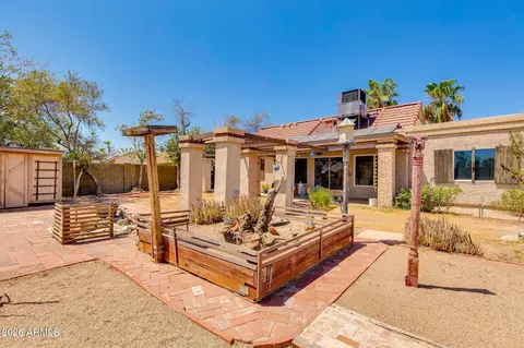 Exterior - 825 E Piute Ave, Phoenix, AZ 85024 photo 10 of 15