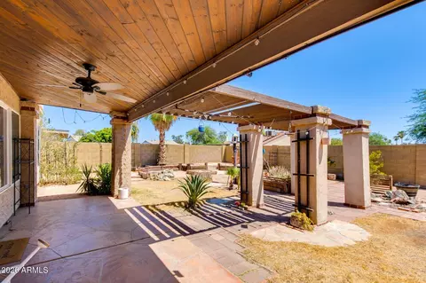 Exterior - 825 E Piute Ave, Phoenix, AZ 85024 photo 5 of 15