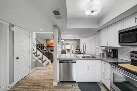 Kitchen - 815 E Grovers Ave #57, Phoenix, AZ 85022 photo 3 of 3