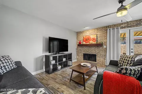 Living - 815 E Grovers Ave #57, Phoenix, AZ 85022 photo 1 of 4