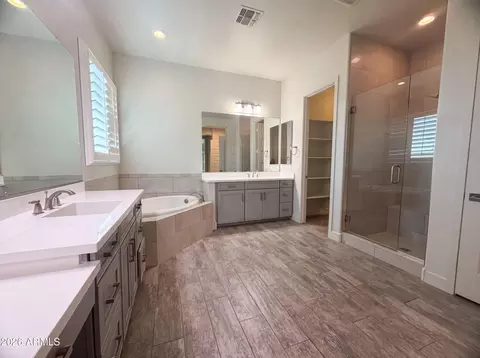 Bath - 7552 E Peralta Ave, Mesa, AZ 85212 photo 4 of 4
