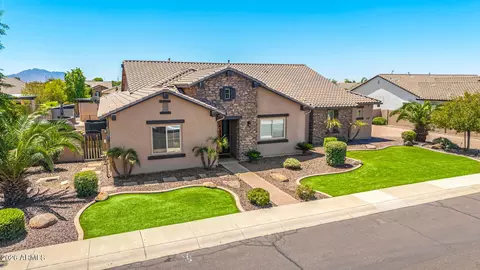 Exterior - 2855 E Warbler Rd, Gilbert, AZ 85297 photo 17 of 38