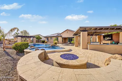 Exterior - 2855 E Warbler Rd, Gilbert, AZ 85297 photo 35 of 38