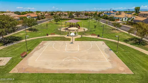View/Area - 2855 E Warbler Rd, Gilbert, AZ 85297 photo 7 of 11