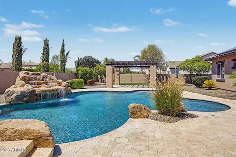 Exterior - 2855 E Warbler Rd, Gilbert, AZ 85297 photo 13 of 38