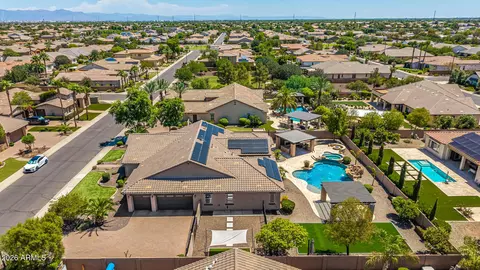 View/Area - 2855 E Warbler Rd, Gilbert, AZ 85297 photo 1 of 11
