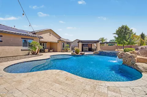 Exterior - 2855 E Warbler Rd, Gilbert, AZ 85297 photo 8 of 38
