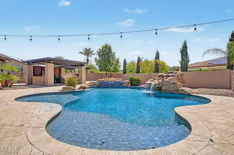 Exterior - 2855 E Warbler Rd, Gilbert, AZ 85297 photo 7 of 38