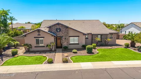 Exterior - 2855 E Warbler Rd, Gilbert, AZ 85297 photo 16 of 38