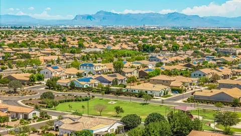 View/Area - 2855 E Warbler Rd, Gilbert, AZ 85297 photo 5 of 11