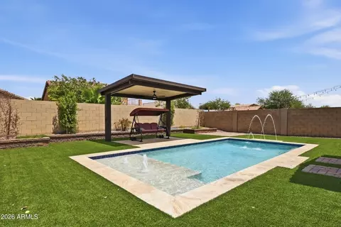Exterior - 3340 W Carter Rd, Phoenix, AZ 85041 photo 7 of 9