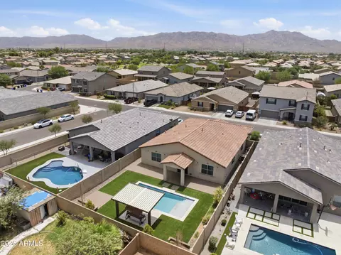 View/Area - 3340 W Carter Rd, Phoenix, AZ 85041 photo 2 of 7