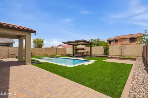 Exterior - 3340 W Carter Rd, Phoenix, AZ 85041 photo 4 of 9
