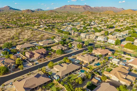 View/Area - 8533 E Halifax Cir, Mesa, AZ 85207 photo 10 of 11