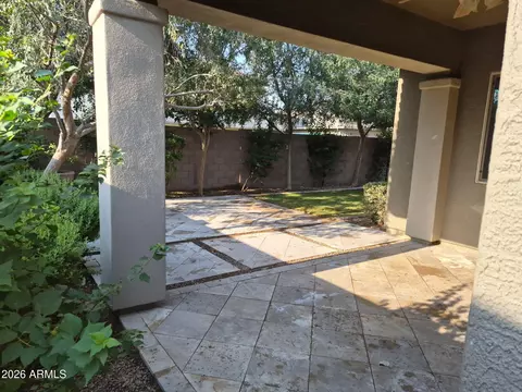 Exterior - 2543 E Penedes Dr, Gilbert, AZ 85298 photo 7 of 7