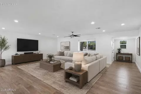 Living - 5140 E Osborn Rd, Phoenix, AZ 85018 photo 1 of 5