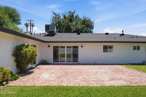 Exterior - 5140 E Osborn Rd, Phoenix, AZ 85018 photo 4 of 8