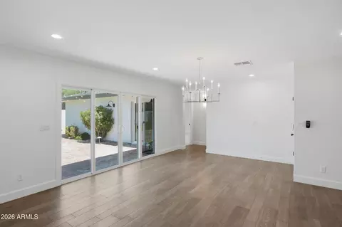 Living - 5140 E Osborn Rd, Phoenix, AZ 85018 photo 5 of 5