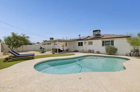 Exterior - 8329 N 5th St, Phoenix, AZ 85020 photo 7 of 8