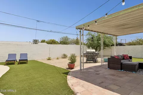 Exterior - 8329 N 5th St, Phoenix, AZ 85020 photo 6 of 8
