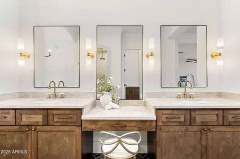 Bath - 3410 E Vallejo Ct, Gilbert, AZ 85298 photo 7 of 9