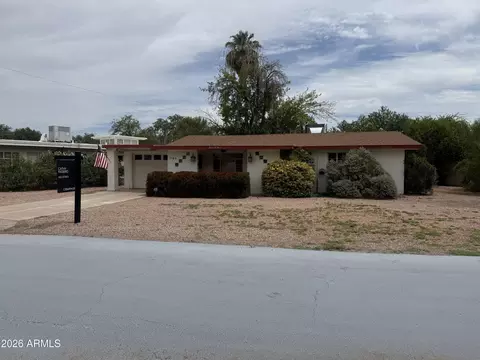 1104 E Fern Dr S, Phoenix, AZ 85014 photo 2