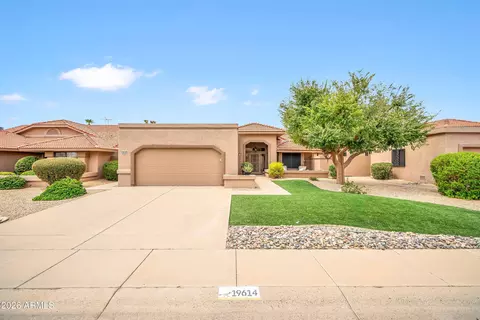 19614 N Bellwood Dr, Sun City West, AZ 85375