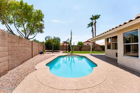 Exterior - 2243 E Robin Ln, Phoenix, AZ 85024 photo 5 of 5