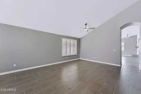 Living - 2243 E Robin Ln, Phoenix, AZ 85024 photo 2 of 7