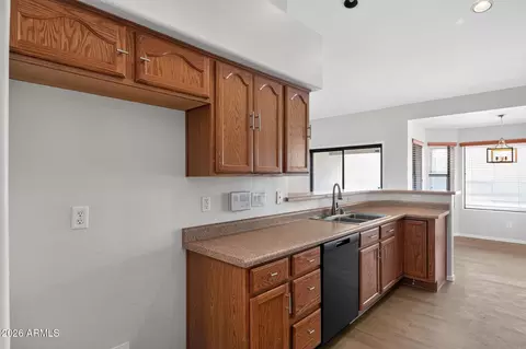 Kitchen - 9001 S 7th Dr, Phoenix, AZ 85041 photo 2 of 2