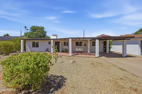 Exterior - 4846 E Fairmount Ave, Phoenix, AZ 85018 photo 2 of 8