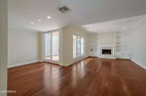 Living - 4818 N 35th Pl, Phoenix, AZ 85018 photo 1 of 3