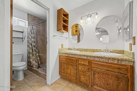 Bath - 665 S Windsor --, Mesa, AZ 85204 photo 1 of 2