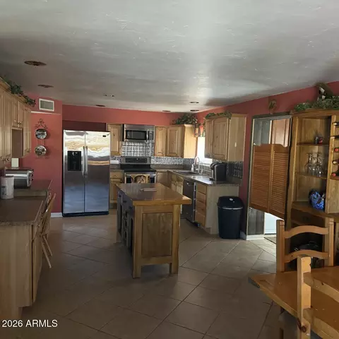 Kitchen - 2238 N Plaza Dr, Apache Junction, AZ 85120 photo 3 of 3