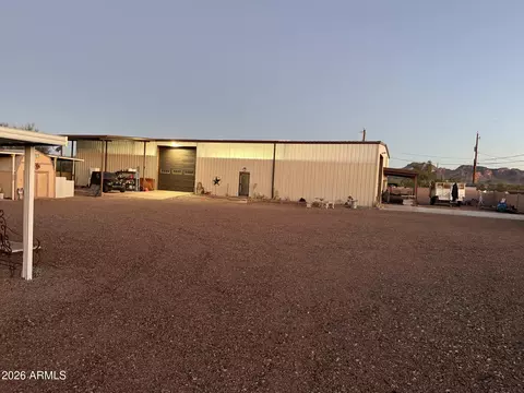 Exterior - 2238 N Plaza Dr, Apache Junction, AZ 85120 photo 3 of 9