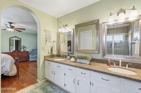 Bath - 5712 E Fairbrook St, Mesa, AZ 85205 photo 1 of 5