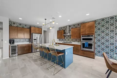 Kitchen - 6325 S 24th Pl, Phoenix, AZ 85042 photo 1 of 3