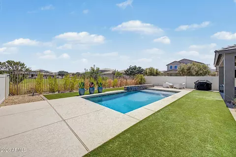 Exterior - 6325 S 24th Pl, Phoenix, AZ 85042 photo 14 of 18