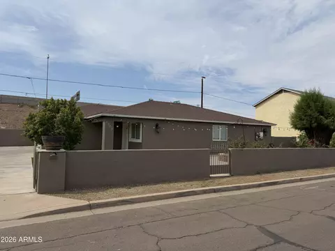 Exterior - 1309 W Apache St, Phoenix, AZ 85007 photo 2 of 17