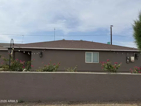 Exterior - 1309 W Apache St, Phoenix, AZ 85007 photo 4 of 17