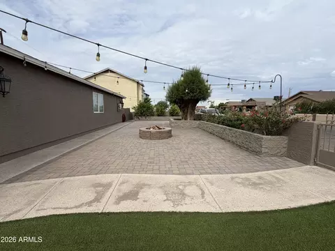 Exterior - 1309 W Apache St, Phoenix, AZ 85007 photo 7 of 17