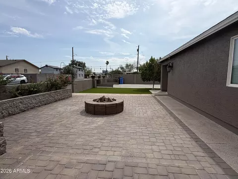 Exterior - 1309 W Apache St, Phoenix, AZ 85007 photo 11 of 17
