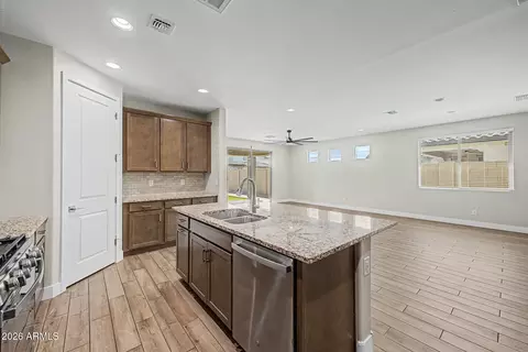 Kitchen - 9701 E Spiral Ave, Mesa, AZ 85212 photo 4 of 4