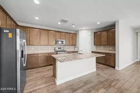 Kitchen - 9701 E Spiral Ave, Mesa, AZ 85212 photo 2 of 4