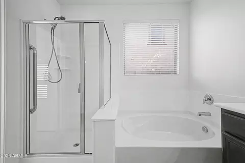 Bath - 3313 E Russell St, Mesa, AZ 85213 photo 2 of 4