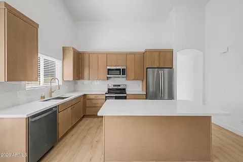 Kitchen - 5027 E Vaughn Dr, Phoenix, AZ 85044 photo 2 of 3