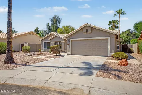 6425 W Irma Ln, Glendale, AZ 85308