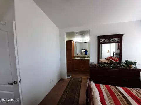 Bedroom - 53845 N Cedar Dr, Seligman, AZ 86337 photo 2 of 5