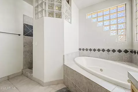 Bath - 38116 N 15th Ave, Phoenix, AZ 85086 photo 2 of 4